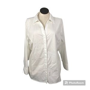 Riders Button Down Shirt Women’s Size 3X Color White 3/4 Sleeve Pre Owned